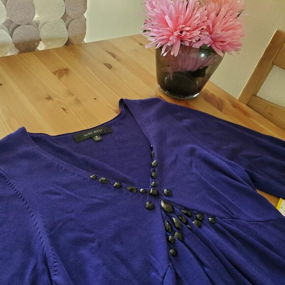 Nine West - Women's sweater top 3/4 Sleeves with jeweled Size M Amethyst - Picture 2 of 9